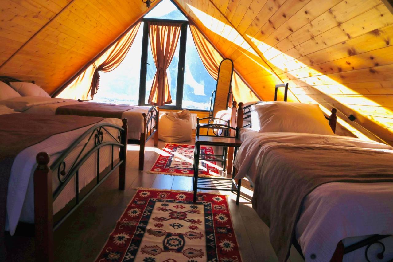 Cottage Mtachy Kazbegi Luaran gambar